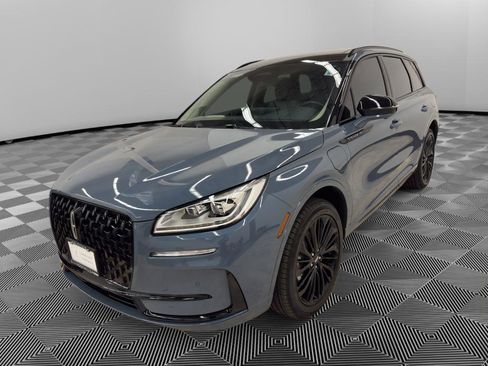 Used 2025 Lincoln Corsair Grand Touring w/ Equipment Group 301A image 3