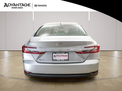 Used 2025 Toyota Camry LE FWD image 6