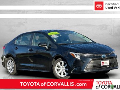 Used 2025 Toyota Corolla LE