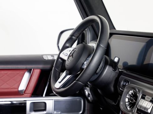 Used 2023 Mercedes-Benz G 550 image 25