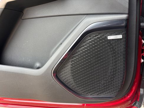 New 2026 GMC Acadia AT4 w/ LPO, Floor Liner Package image 28