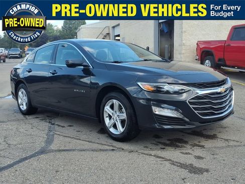 Used 2023 Chevrolet Malibu LT w/ Driver Confidence Package FWD image 1