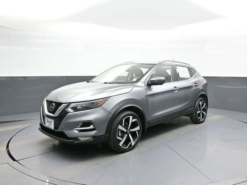 Used 2021 Nissan Rogue Sport SL w/ Premium Package AWD/4WD image 1