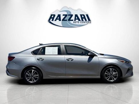 Used 2023 Kia Forte LXS FWD image 2