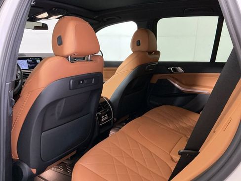 Certified 2023 BMW X5 sDrive40i w/ M Sport Package RWD image 25