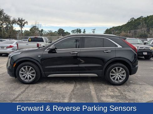 Used 2021 Cadillac XT4 Premium Luxury w/ Cold Weather Package image 8