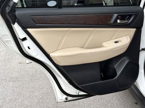 Used 2019 Subaru Outback 2.5i Limited image 15