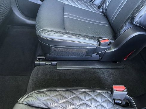 Used 2023 Kia Sorento SX AWD/4WD image 29