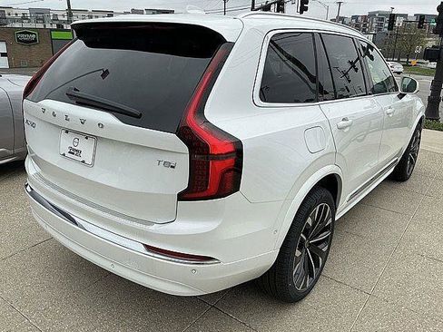 New 2026 Volvo XC90 T8 Ultra w/ Protection Package Premier AWD/4WD image 6