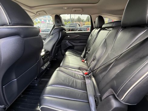 Used 2023 Acura MDX SH-AWD w/ Advance Package image 6