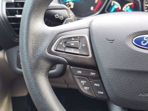 Used 2017 Ford Escape SE image 29