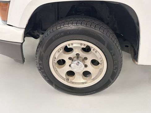 Used 2009 Chevrolet Colorado W/T RWD image 19
