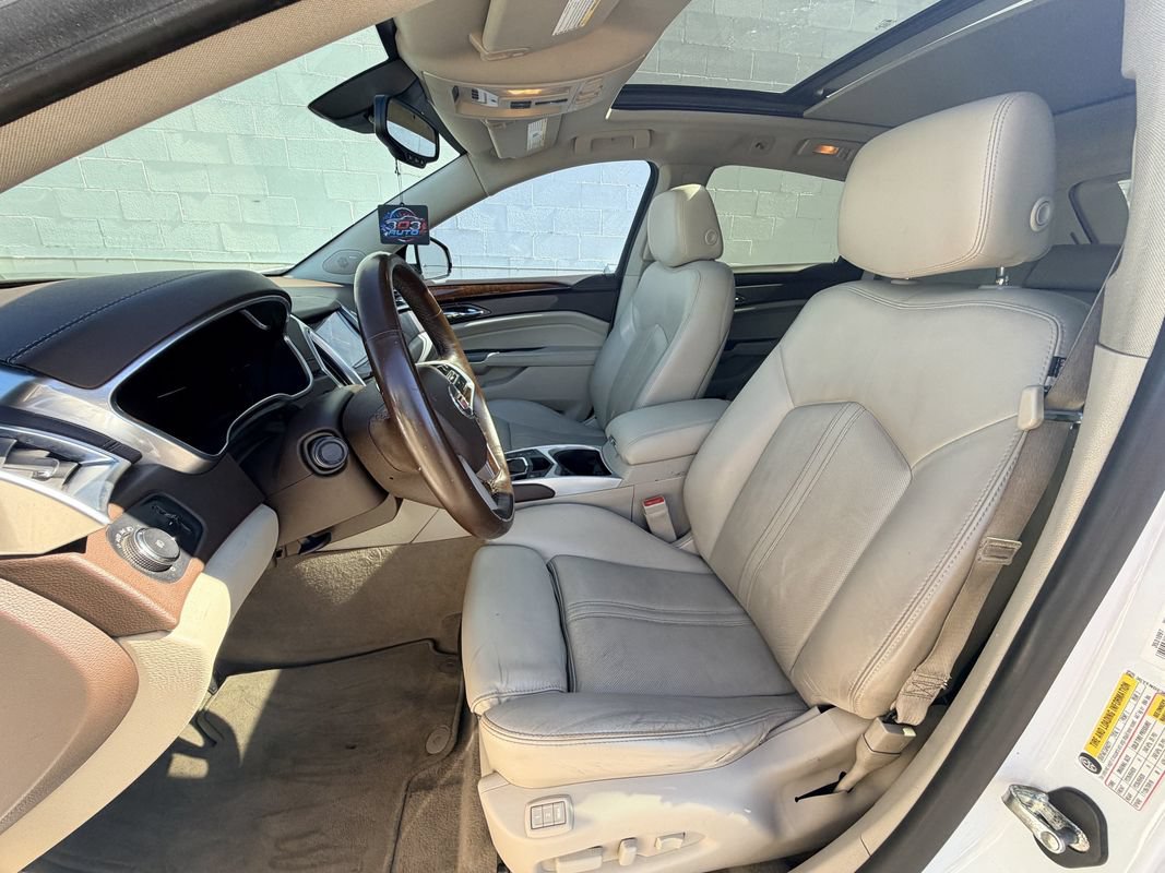 Used 2015 Cadillac SRX Premium w/ Driver Assist Package FWD image 7