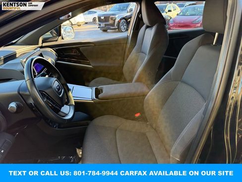 Used 2023 Subaru Solterra Premium image 31