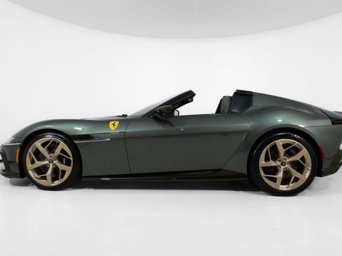 Used 2026 Ferrari 12Cilindri Spider RWD image 3