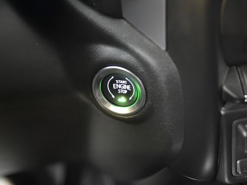 Used 2019 GMC Sierra 1500 SLT image 29