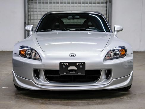 Used 2004 Honda S2000 image 6