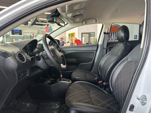 Used 2024 Mitsubishi Mirage SE FWD image 2
