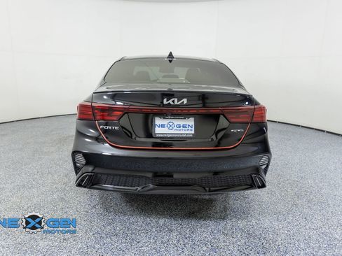 Used 2024 Kia Forte GT-Line w/ GT-Line Premium Package FWD image 6
