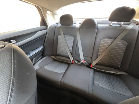 Used 2025 Kia K5 LXS FWD image 39