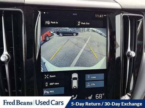 Used 2018 Volvo XC60 T6 Momentum w/ Advanced Package image 25