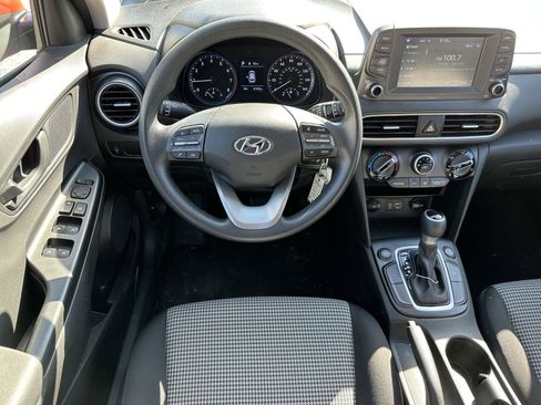 Used 2019 Hyundai Kona SE AWD/4WD image 12