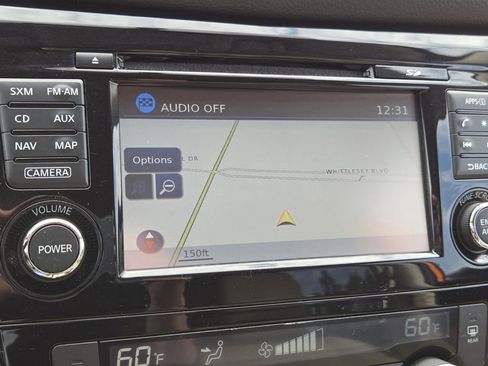 Used 2017 Nissan Rogue SV image 30