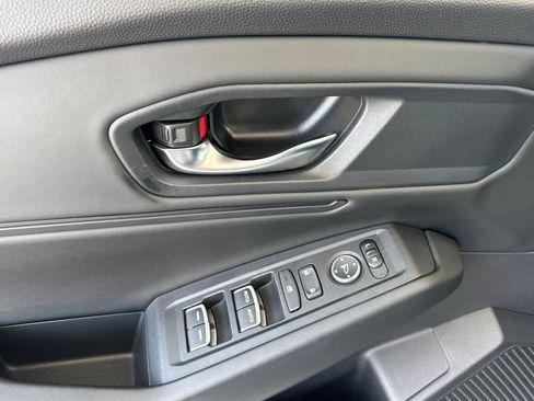 Certified 2023 Honda Accord EX image 15