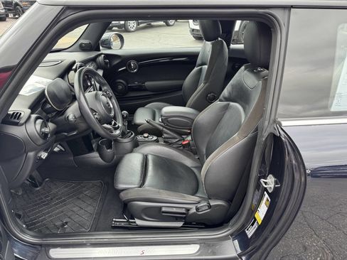 Used 2021 MINI Cooper S FWD image 8