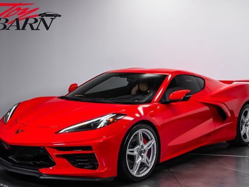 Used 2020 Chevrolet Corvette Stingray Preferred Cpe w/ 2LT Preferred Equipment Group RWD image 9