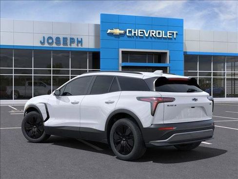 New 2025 Chevrolet Blazer EV LT w/ Midnight/Sport Edition FWD image 3