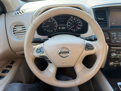 Used 2015 Nissan Pathfinder SL w/ SL Tech Package AWD/4WD image 19