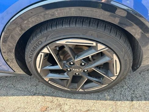 Used 2025 Kia K4 GT-Line w/ GT-Line Premium Package FWD image 7