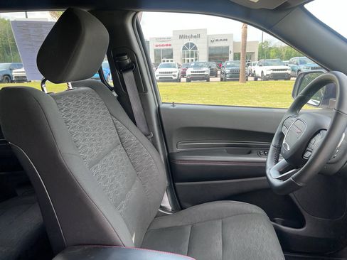 Used 2025 Dodge Durango GT w/ Blacktop Package RWD image 16