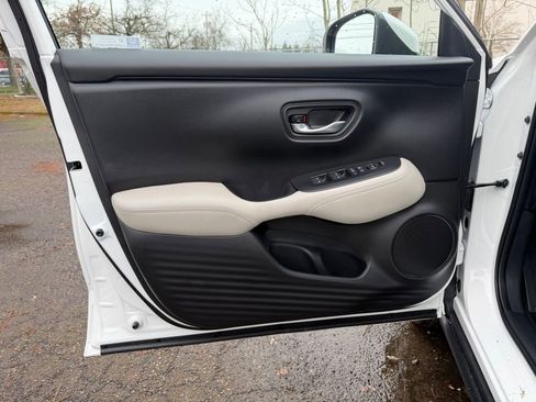 New 2026 Honda HR-V LX image 11