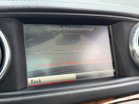 Used 2014 Mercedes-Benz SL 550 image 45