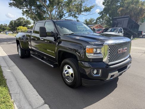 Used 2015 GMC Sierra 3500 Denali w/ Duramax Plus Package AWD/4WD image 2