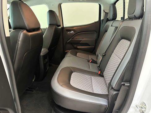 Used 2018 Chevrolet Colorado Z71 AWD/4WD image 21