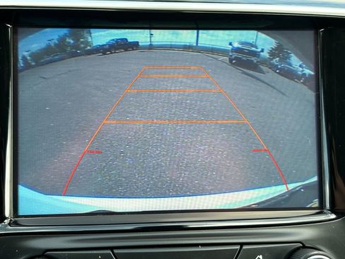 Used 2017 Buick Envision Essence FWD image 13