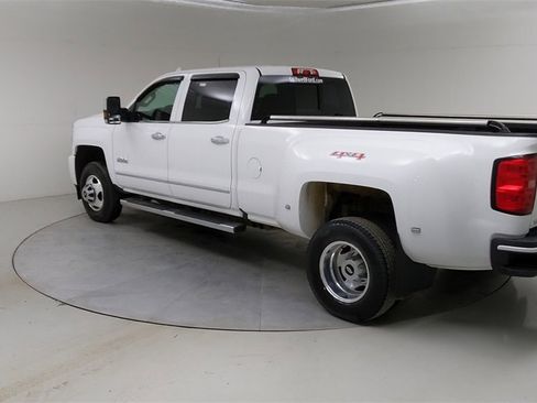Used 2017 Chevrolet Silverado 3500 High Country image 16