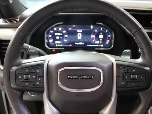 Used 2023 GMC Sierra 1500 Denali w/ Denali Reserve Package AWD/4WD image 16