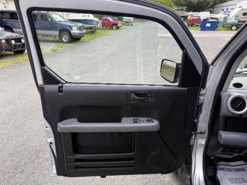 Used 2008 Honda Element LX image 18