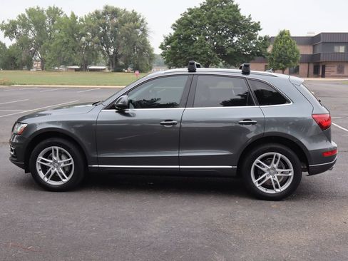 Used 2017 Audi Q5 2.0T Premium Plus w/ Technology Package AWD/4WD image 9