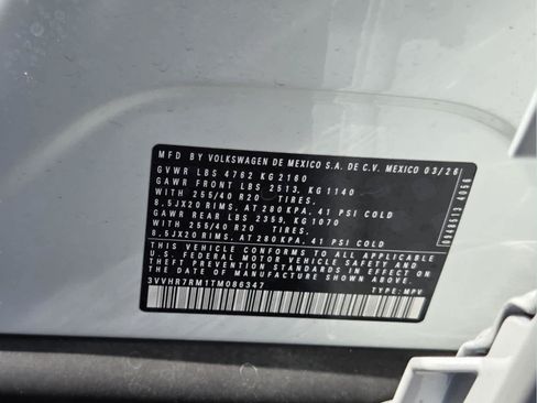 New 2026 Volkswagen Tiguan SE R-Line FWD image 19