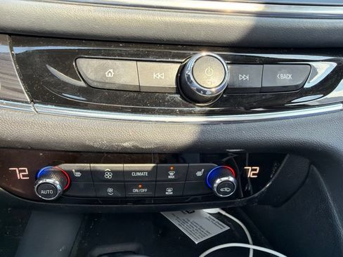 Used 2018 Buick Enclave Essence w/ Trailering Package AWD/4WD image 27