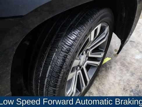 Used 2018 GMC Yukon Denali w/ Denali Ultimate Package image 42