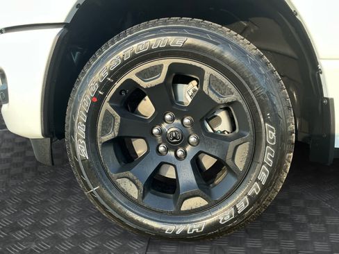 New 2026 RAM 1500 Express image 15