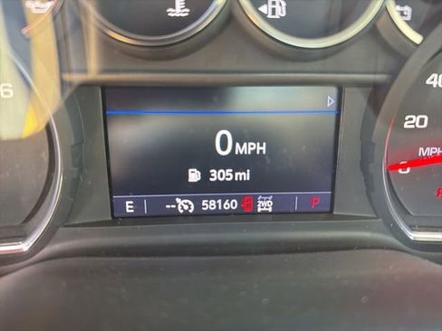 Used 2021 Chevrolet Silverado 1500 LT AWD/4WD image 5