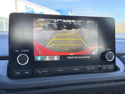 Certified 2025 Honda Accord LX image 4