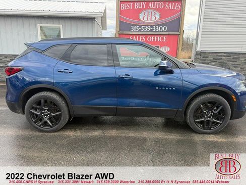 Used 2022 Chevrolet Blazer LT AWD/4WD image 2